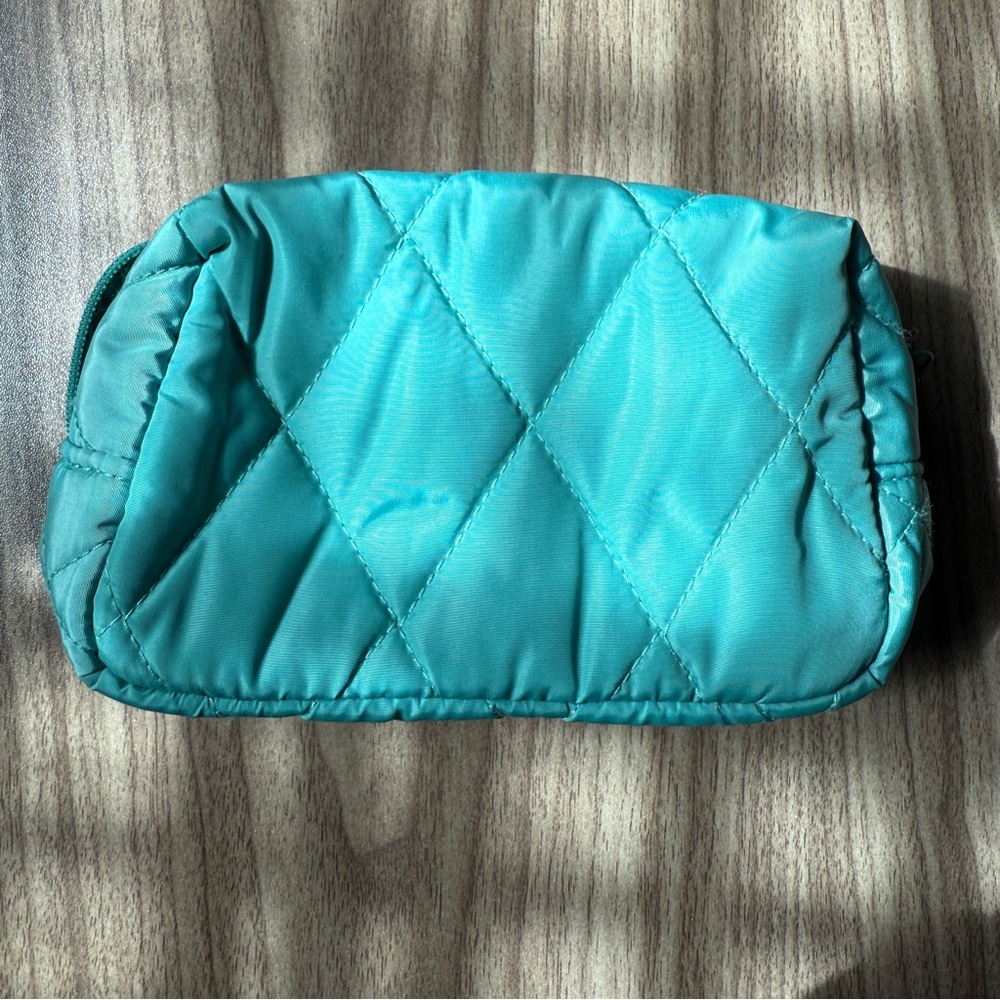 Vera Bradley Essential Small Cosmetic in Ultralight- Beryl Green